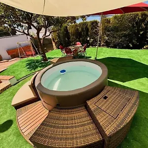 Casa Familiar Con Jacuzzi Сasa de vacaciones Alhaurín de la Torre